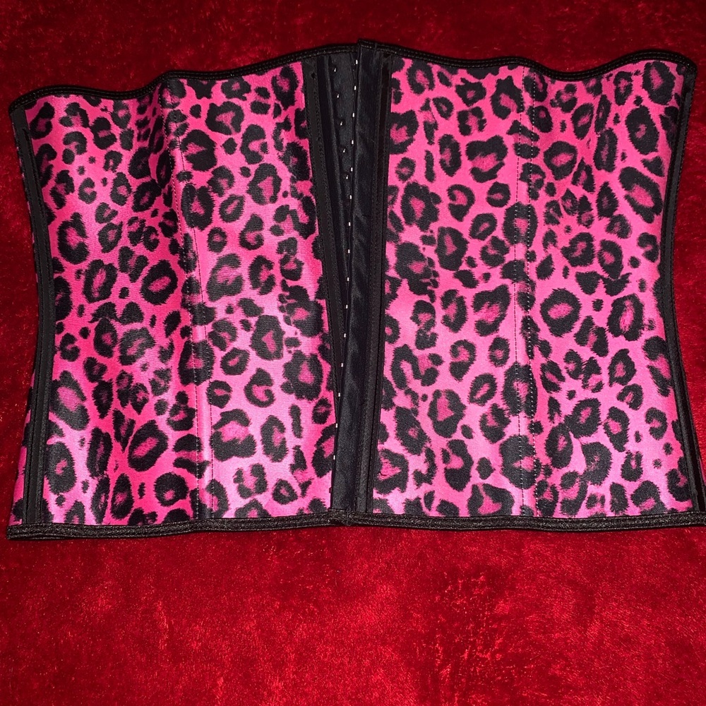 Waist trainer